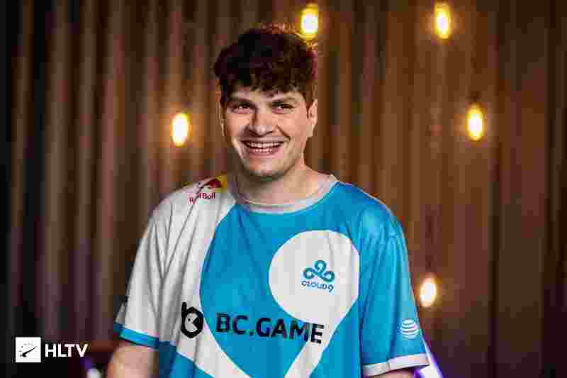 晃后蛇形突 晃后蛇形突