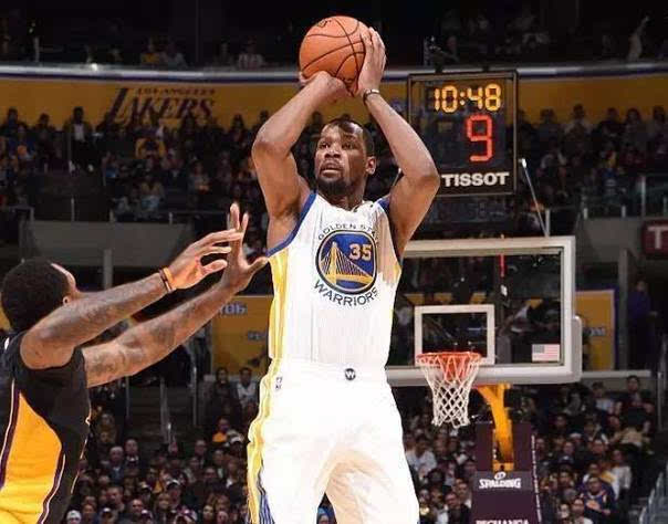 校准嘉宾与 校准嘉宾与